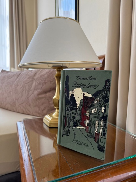 Literatur im Hotelzimmer im Klassik Altstadt Hotel